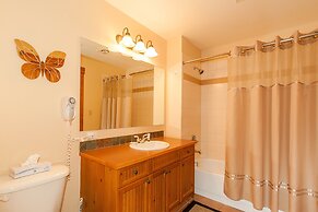 Springs by Summit County Mountain Retreats