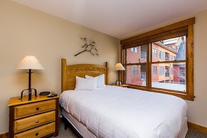 Springs by Summit County Mountain Retreats