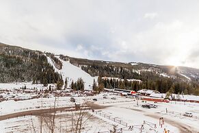 Springs by Summit County Mountain Retreats