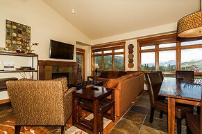 Springs by Summit County Mountain Retreats