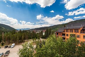 Springs by Summit County Mountain Retreats