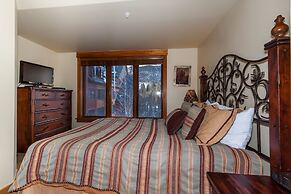 Springs by Summit County Mountain Retreats