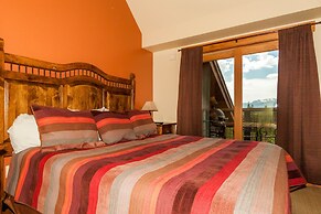 Springs by Summit County Mountain Retreats