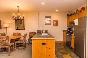 Springs by Summit County Mountain Retreats