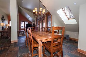 Springs by Summit County Mountain Retreats