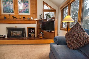 Quicksilver by Summit County Mountain Retreats