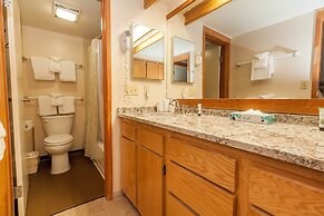 Quicksilver by Summit County Mountain Retreats