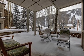 Chateaux Dumont by Summit County Mountain Retreats