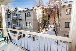 Chateaux Dumont by Summit County Mountain Retreats