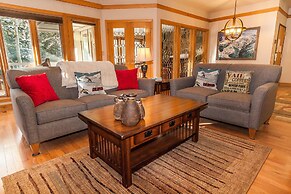 Chateaux Dumont by Summit County Mountain Retreats