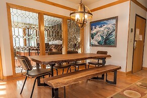 Chateaux Dumont by Summit County Mountain Retreats