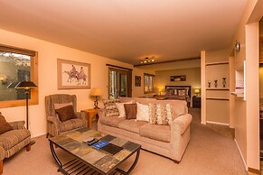 Flying Dutchman by Summit County Mountain Retreats