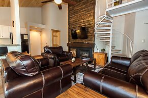 Flying Dutchman by Summit County Mountain Retreats