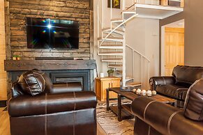 Flying Dutchman by Summit County Mountain Retreats