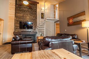 Flying Dutchman by Summit County Mountain Retreats