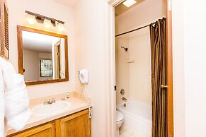 Flying Dutchman by Summit County Mountain Retreats