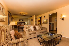 Flying Dutchman by Summit County Mountain Retreats