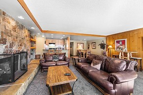 Decatur #1787 by Summit County Mountain Retreats