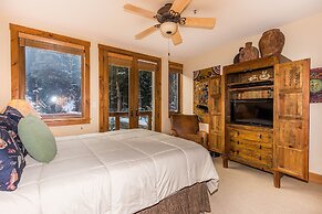 Timbers by Summit County Mountain Retreats