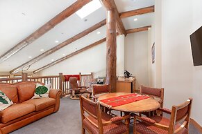 Timbers by Summit County Mountain Retreats