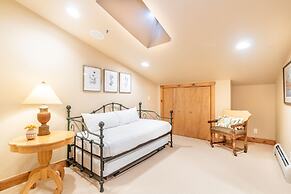 Timbers by Summit County Mountain Retreats