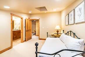 Timbers by Summit County Mountain Retreats