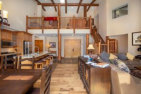 Timbers by Summit County Mountain Retreats