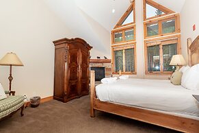 Timbers by Summit County Mountain Retreats