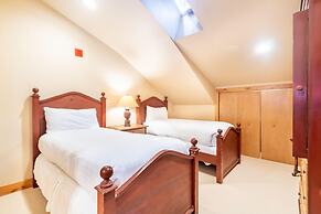 Timbers by Summit County Mountain Retreats