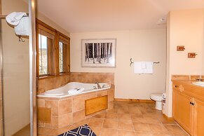 Timbers by Summit County Mountain Retreats