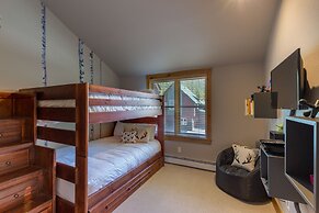 Ski Tip by Summit County Mountain Retreats