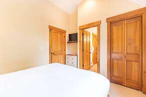 Ski Tip by Summit County Mountain Retreats