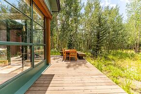 Ski Tip by Summit County Mountain Retreats