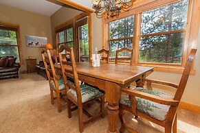 Trapper's Crossing #8770 by Summit County Mountain Retreats