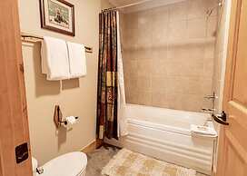 Trapper's Crossing #8770 by Summit County Mountain Retreats