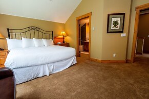 Trapper's Crossing #8770 by Summit County Mountain Retreats