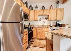 Trapper's Crossing #8770 by Summit County Mountain Retreats