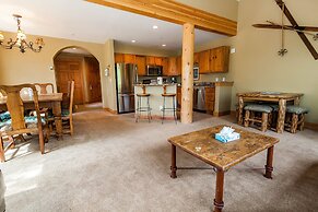 Trapper's Crossing #8770 by Summit County Mountain Retreats