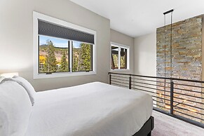 The Seasons at Keystone #1824