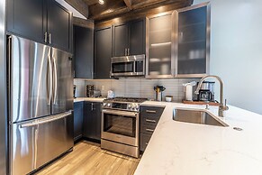 The Seasons at Keystone #1824