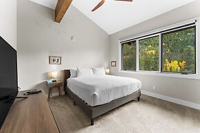 The Seasons at Keystone #1824