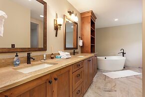 Enclave #34 by Summit County Mountain Retreats