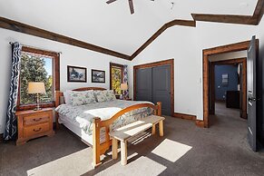Soda Ridge 1608 by Summit County Mountain Retreats