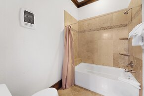 Soda Ridge 1608 by Summit County Mountain Retreats