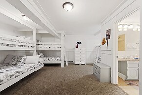 Soda Ridge 1608 by Summit County Mountain Retreats