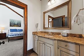 Soda Ridge 1608 by Summit County Mountain Retreats