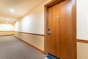 Oro Grande by Summit County Mountain Retreats