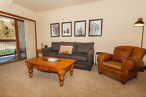 Oro Grande by Summit County Mountain Retreats