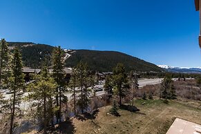 Oro Grande by Summit County Mountain Retreats