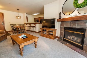 Oro Grande by Summit County Mountain Retreats